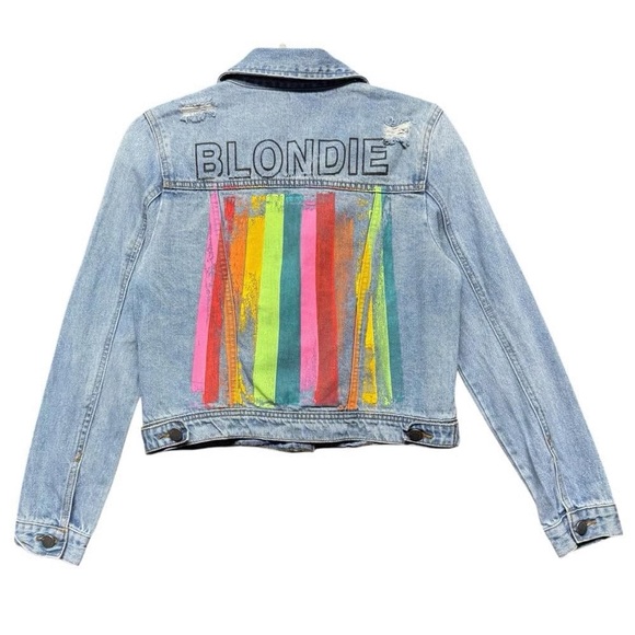 Judith March Jackets & Blazers - JUDITH MARCH DENIM DISTRESSED BLONDIE JACKET- SIZE M